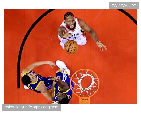 干扰球在国际规则与NBA规则中的判定差异解析